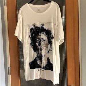 Gap Chuck Close Whitney tee